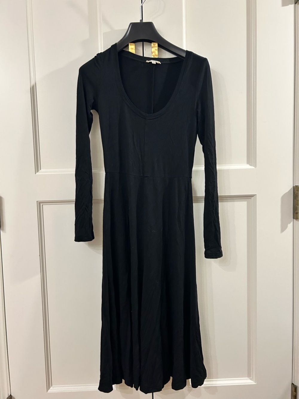 Aritzia Black Long-Sleeve Scoop Neck Midi Dress